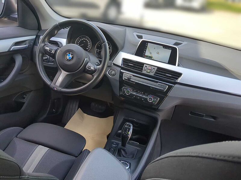 BMW X1 sDrive 18d Advantage ACC AUT Navi LED PDC