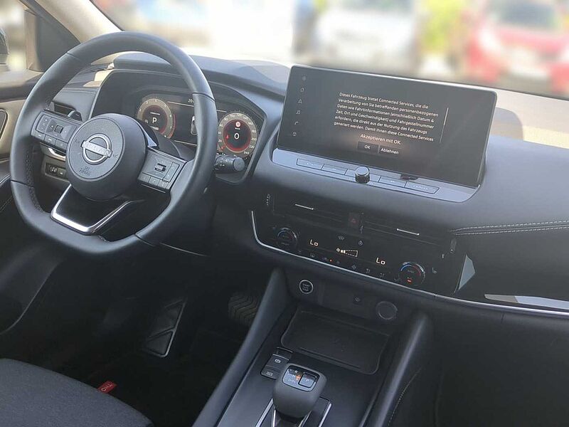 Nissan Qashqai 1.3 DIG-T MHEV N-Connecta ACC AUT Navi